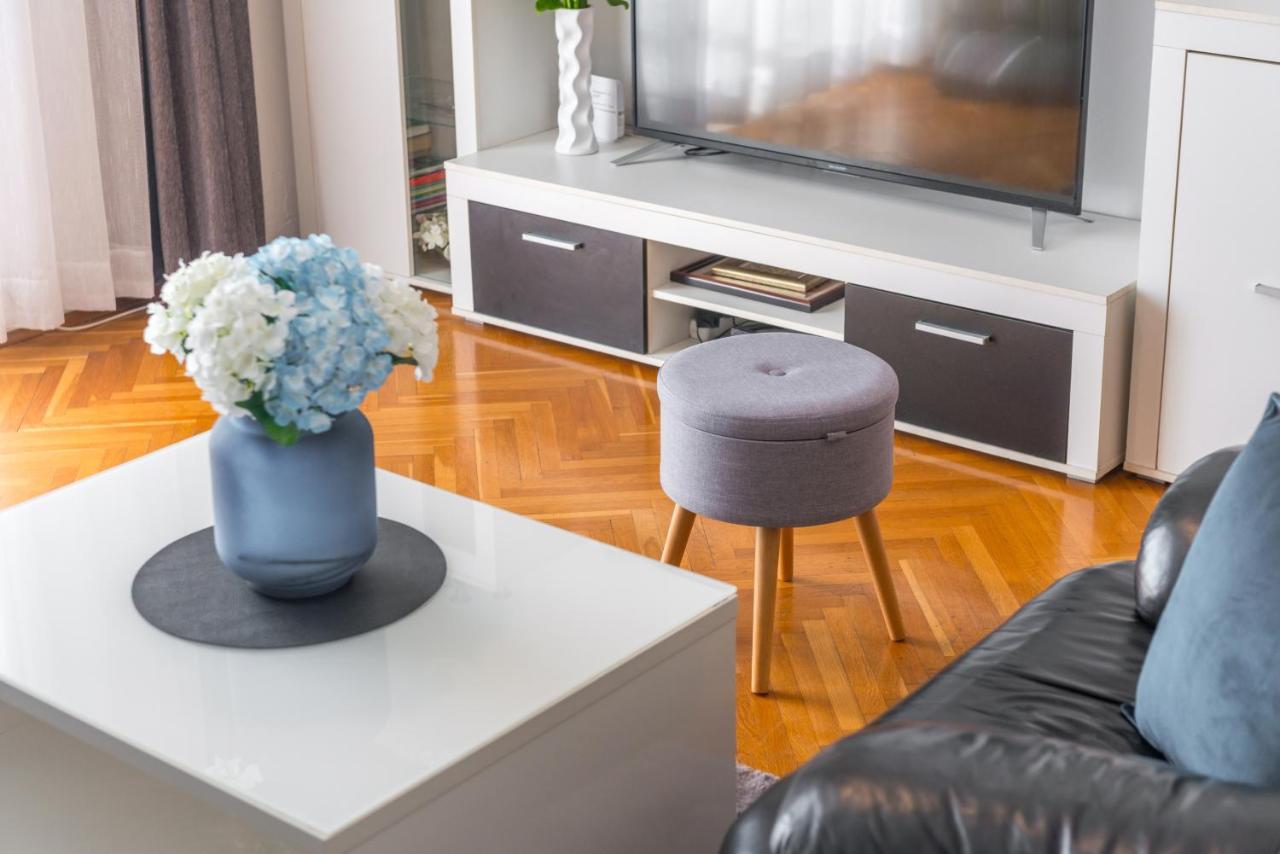 Apartment Sunset Free Parking 두브로브니크 외부 사진