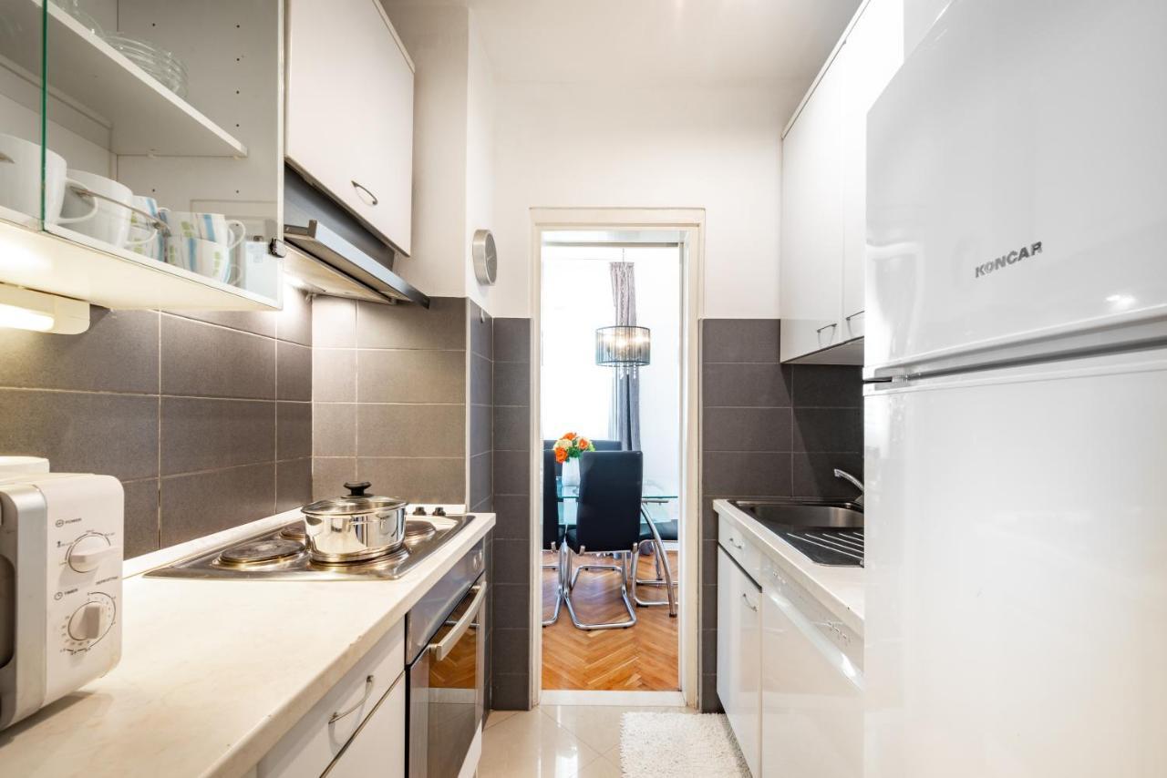 Apartment Sunset Free Parking 두브로브니크 외부 사진